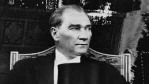 Atatürk’e Hakaret Suçu ve Cezası 5816 Sayılı Kanun